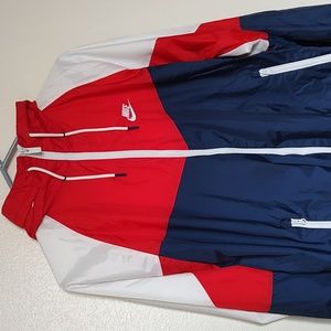 Nike sportswear windrunner jacket
